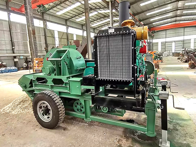 木屑粉碎機(jī).jpg 木屑粉碎機(jī).jpg