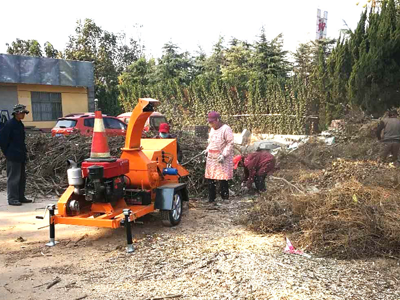 樹枝粉碎機.jpg