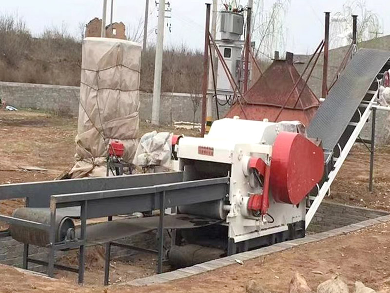 鼓式削片機(jī).jpg 鼓式削片機(jī).jpg