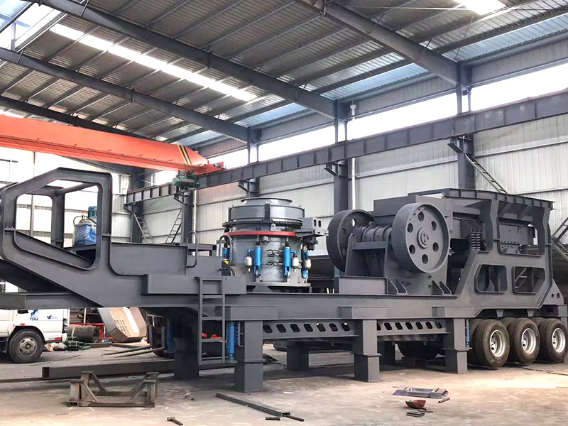 中細(xì)碎篩分移動(dòng)站.jpg 中細(xì)碎篩分移動(dòng)站.jpg